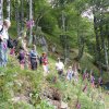 p952_sur sentier au-dessus lac vert copier